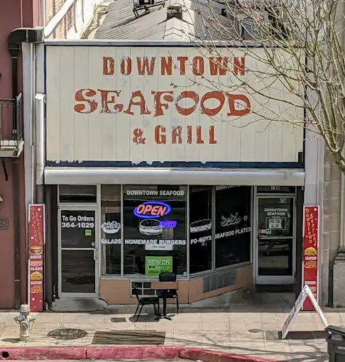 Front of Downtown Seafood & Grill location