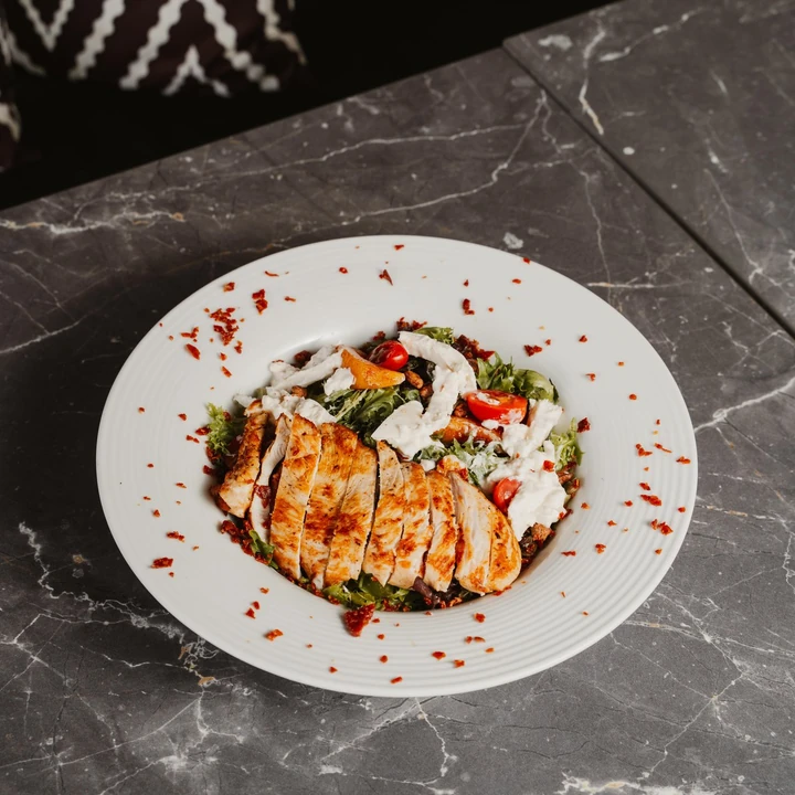 Grilled Chicken Spring Salad