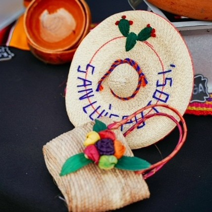 Mexican hat and bag