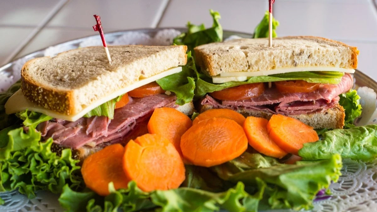 Sandwich from short stop food to go