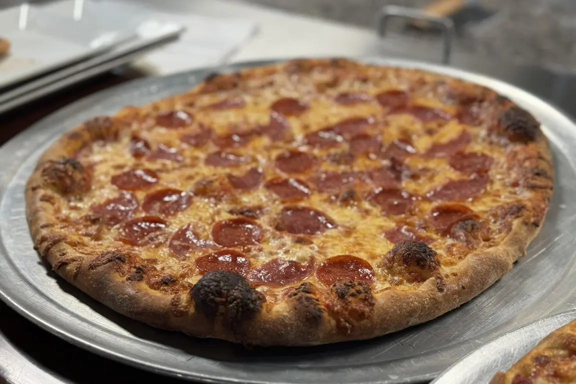 Pepperoni pizza ready to be served