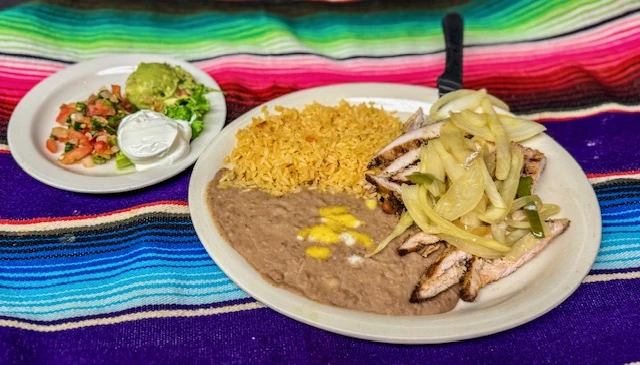 #8 Lunch Fajitas