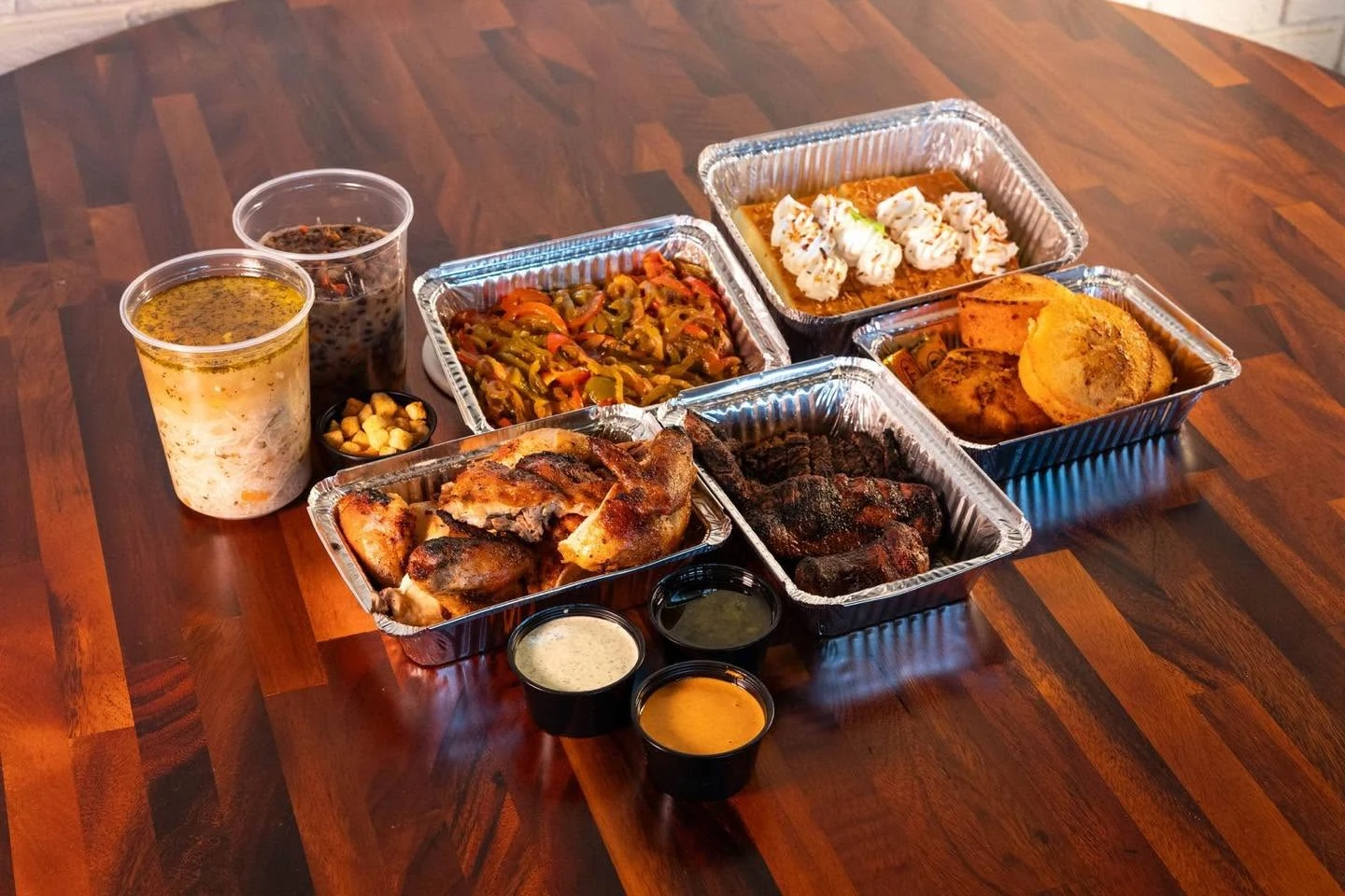Catering trays with sides