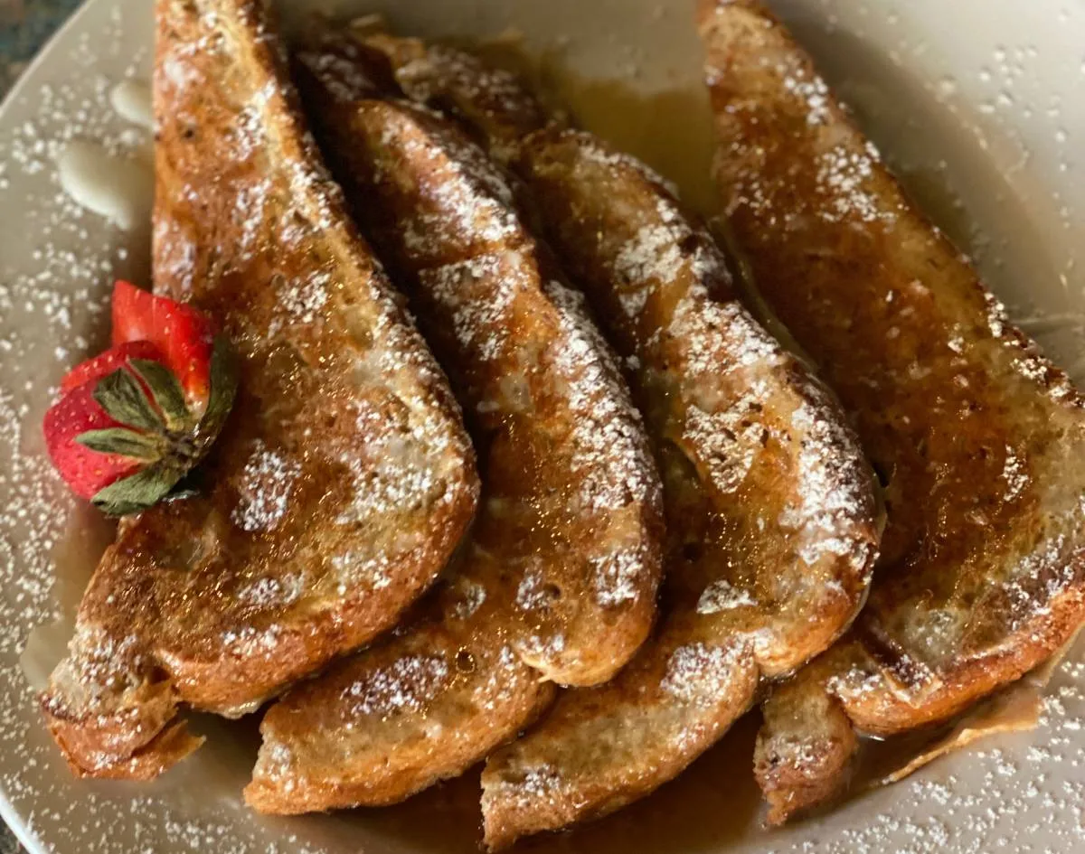 Plowman's Restaurant French toast small plate dessert