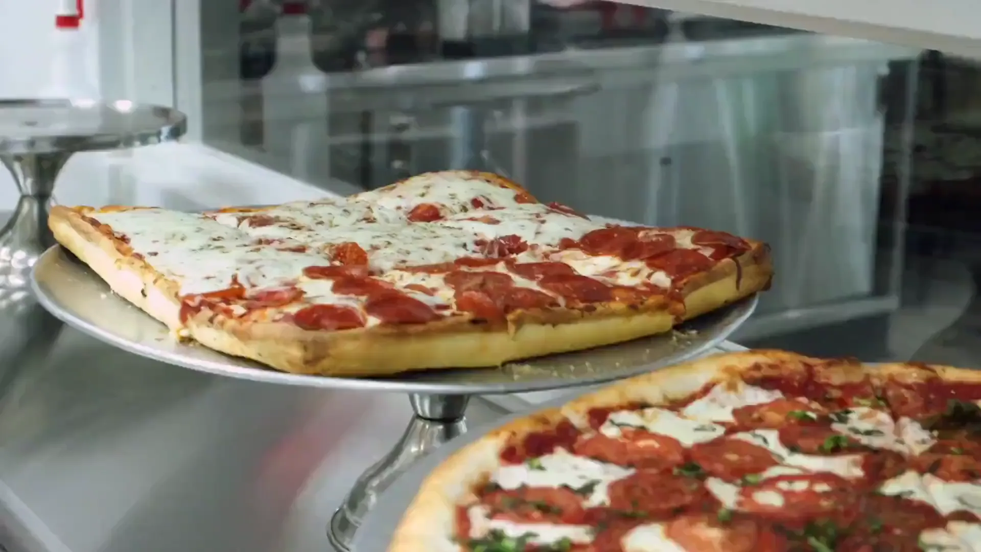 New York thin crust pizza