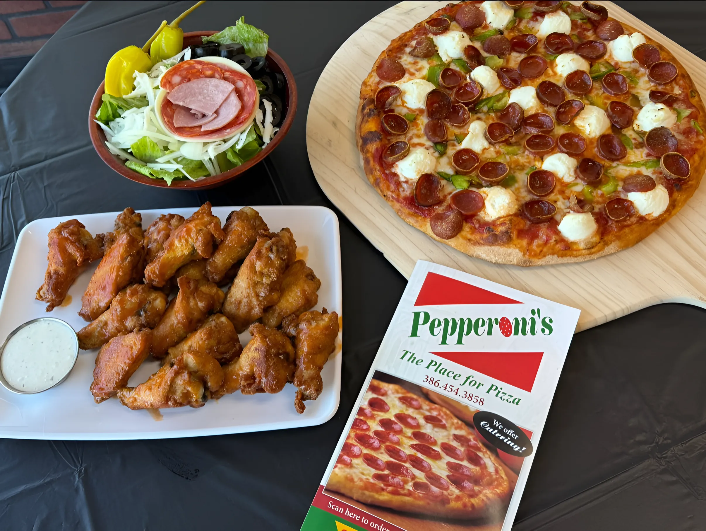 pepperoni's pizzeria food