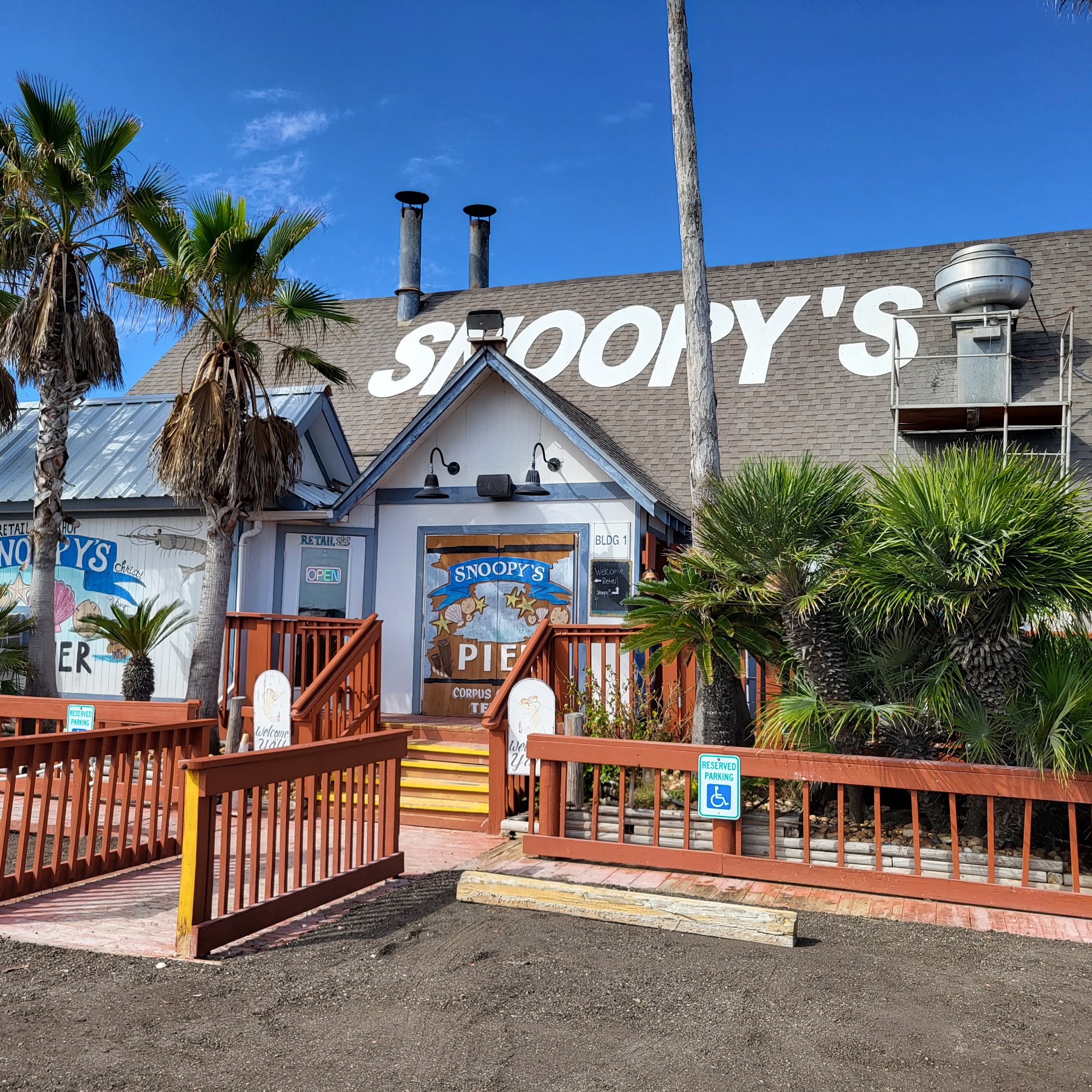 Snoopy’s Pier