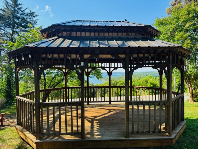 Lakeside event setup